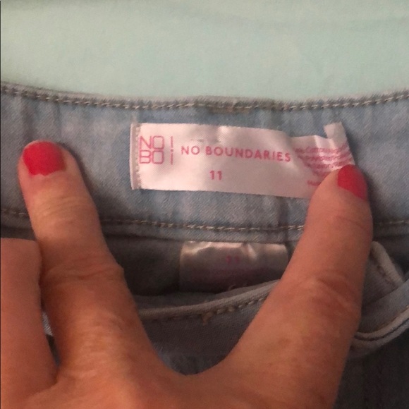 Jeans - Picture 3 of 4